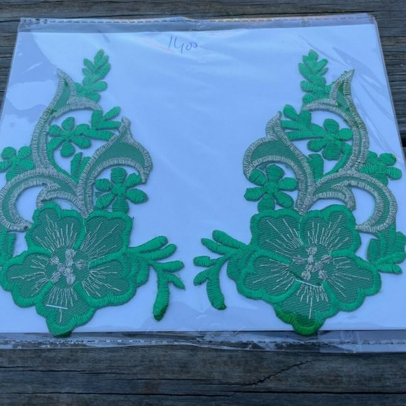 Green Embroidery Patches Craft Clothes Iron On Patches Set of 2 - Picture 1 of 9